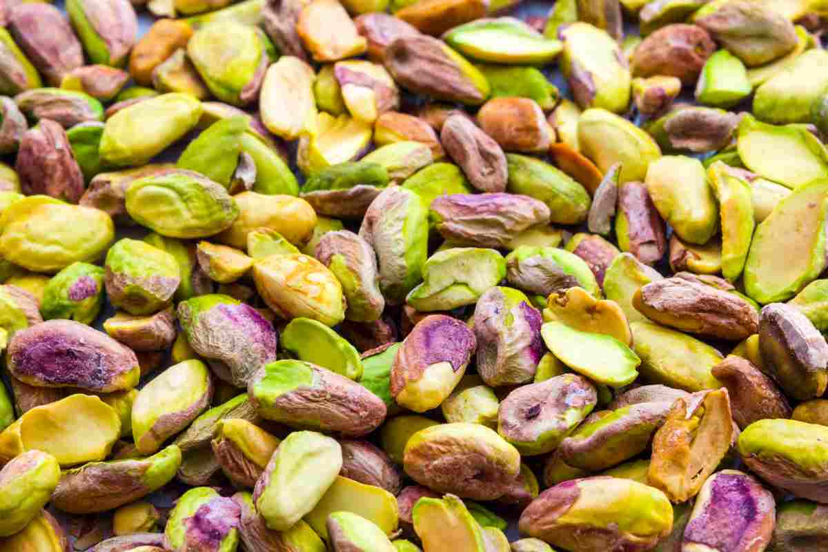 centinaia di pistacchi