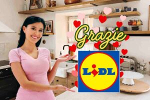 donna, logo lidl, cuoricini, scritta, cucina