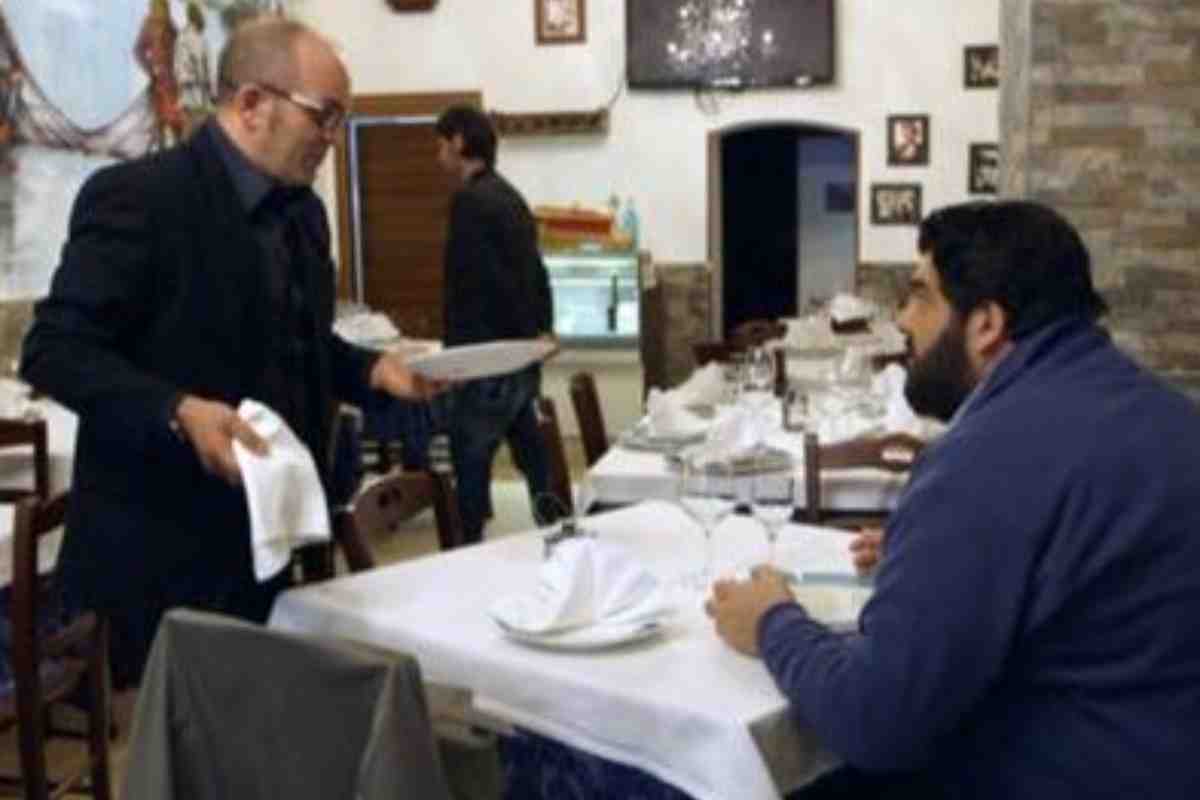 Antonino Cannavacciuolo in una puntata di Cucine da Incubo