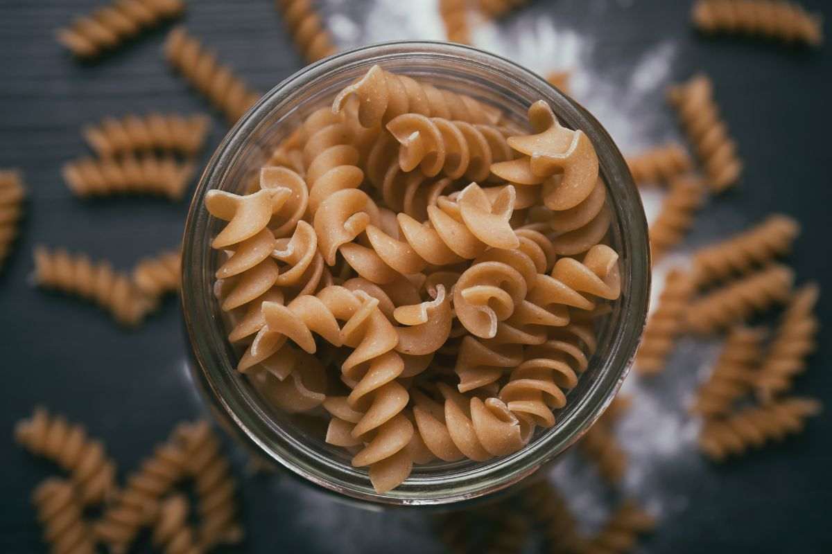 Pasta integrale tipo fusilli